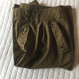 Olive green Madewell midi skirt.